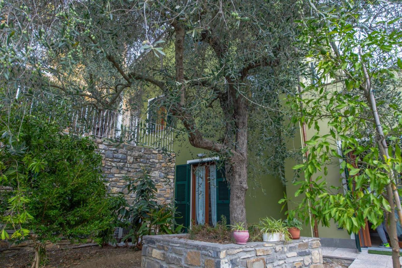 Appartamenti Arco Antico San Bartolomeo Al Mare Exterior foto